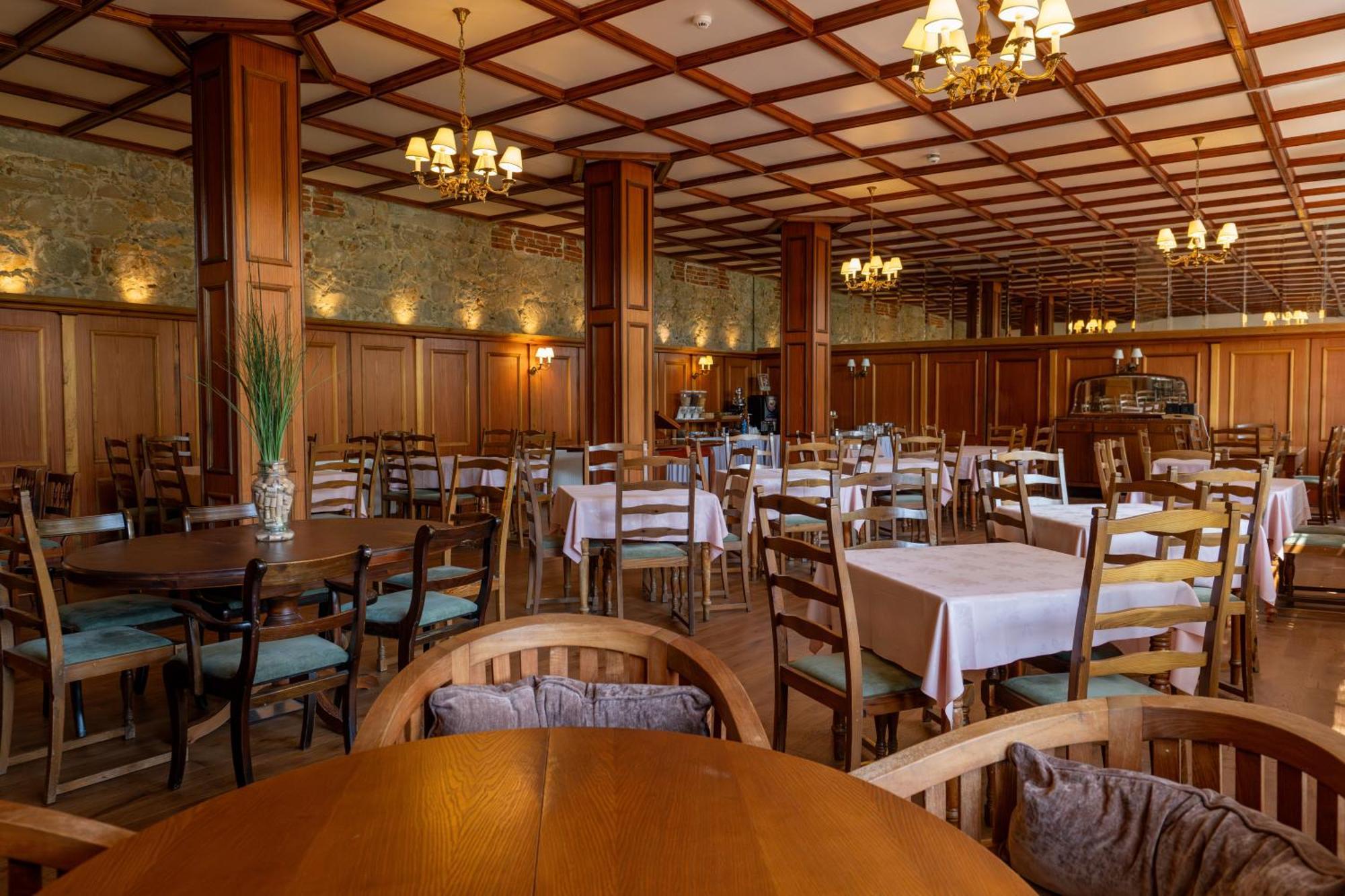 New Helvetia Hotel Platres Bagian luar foto
