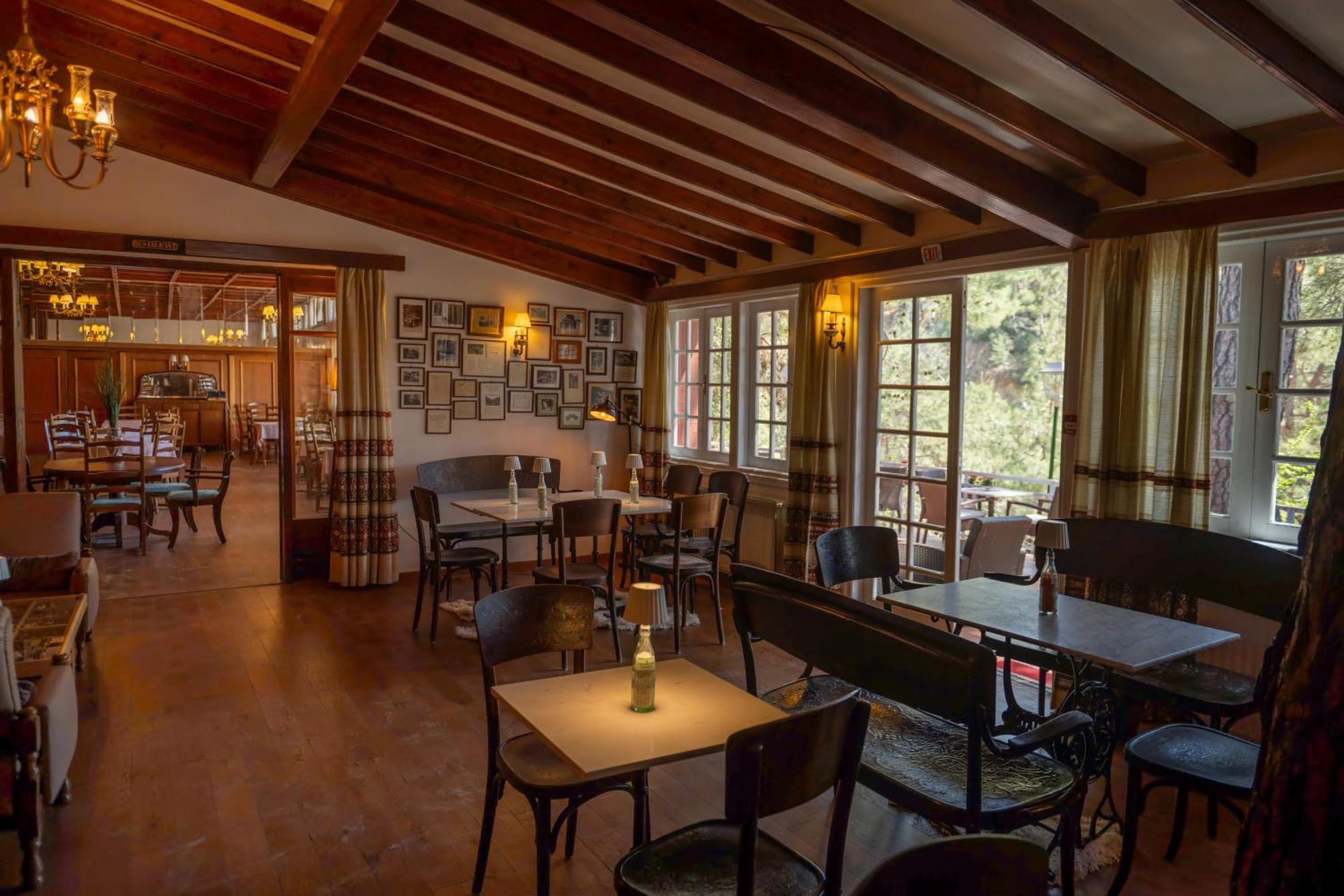 New Helvetia Hotel Platres Bagian luar foto